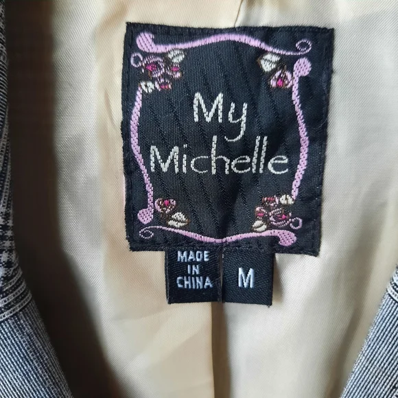 My Michelle Short Sleeve Blazer - Picture 2 of 6